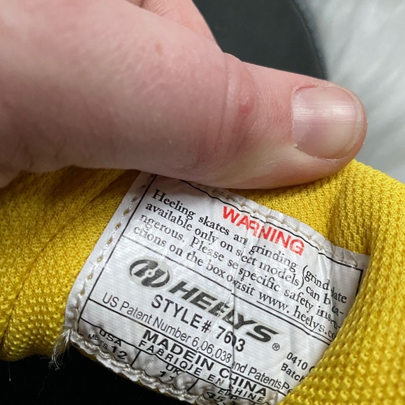 *SOLD**Men’s Heelys Shoes - Picture 7 of 7